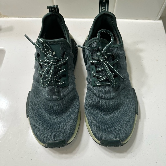 Adidas Originals NMD R1 Women’s 7 Linen Green Running Shoes Athletic Sneakers - Picture 7 of 12